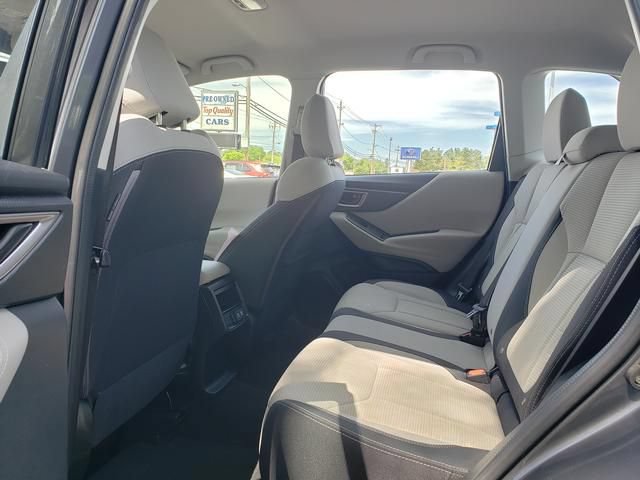 Used 2023 Subaru Forester AWD/4WD image 12