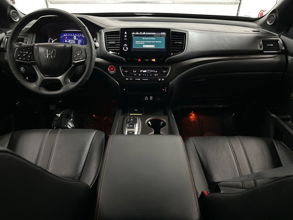 Used 2025 Honda Passport TrailSport image 22