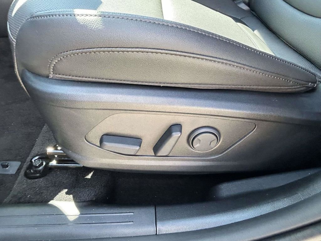 New 2026 Hyundai Tucson SEL Plus w/ Tow & Go Package FWD image 16