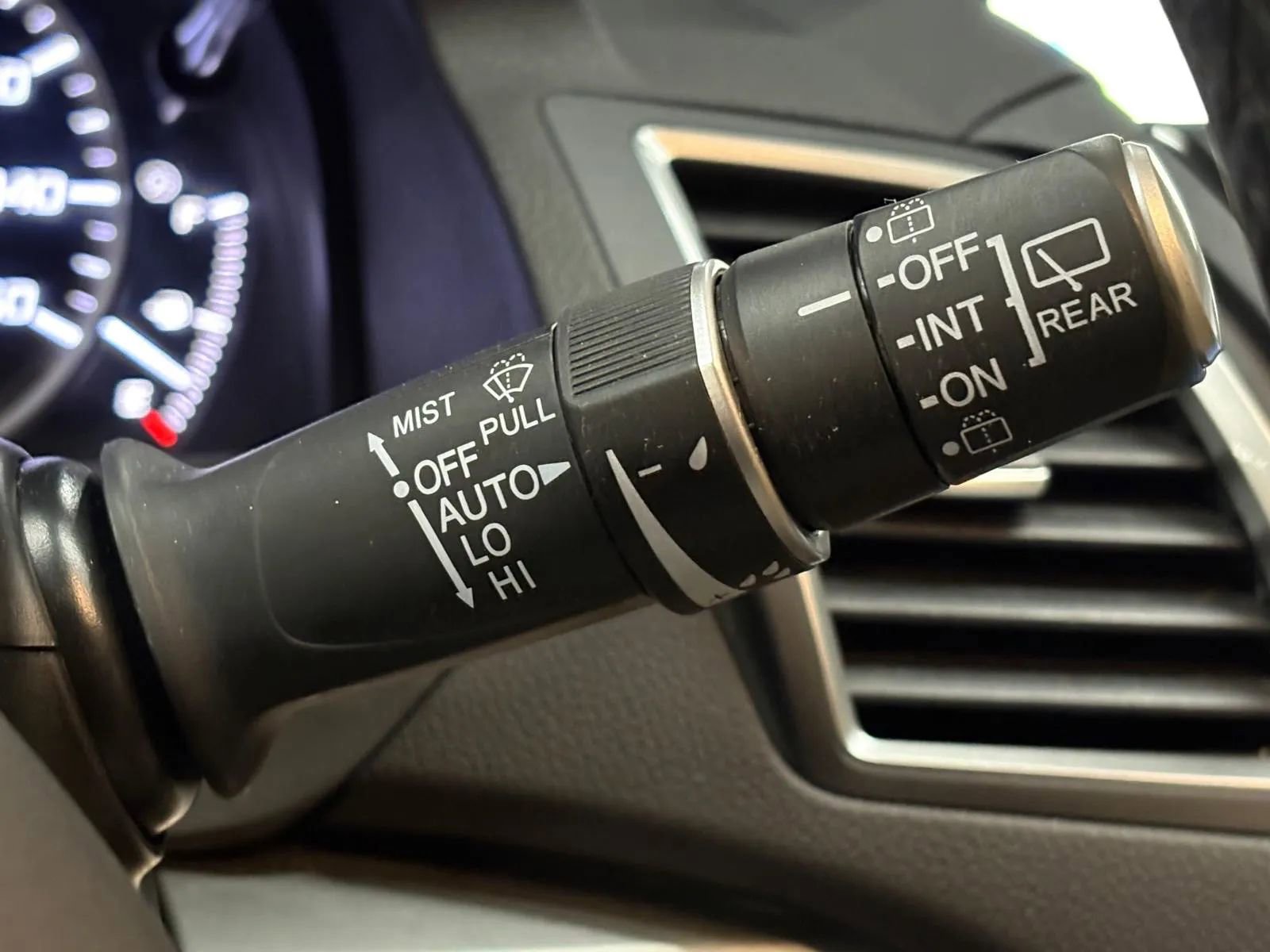 Used 2017 Acura RDX AWD w/ Advance Package image 32