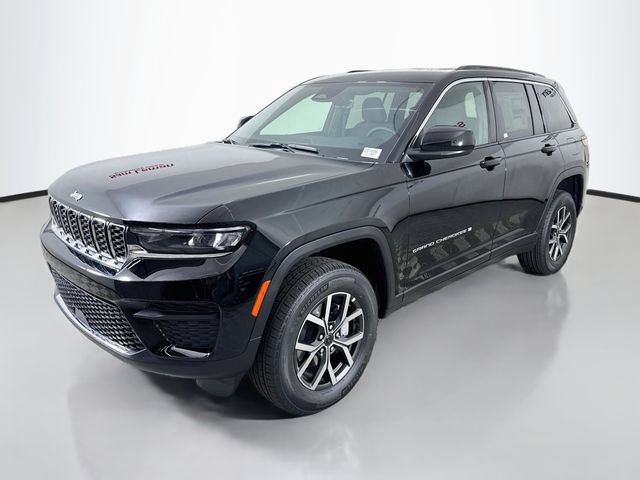 New 2027 Jeep Grand Cherokee Laredo AWD/4WD image 3