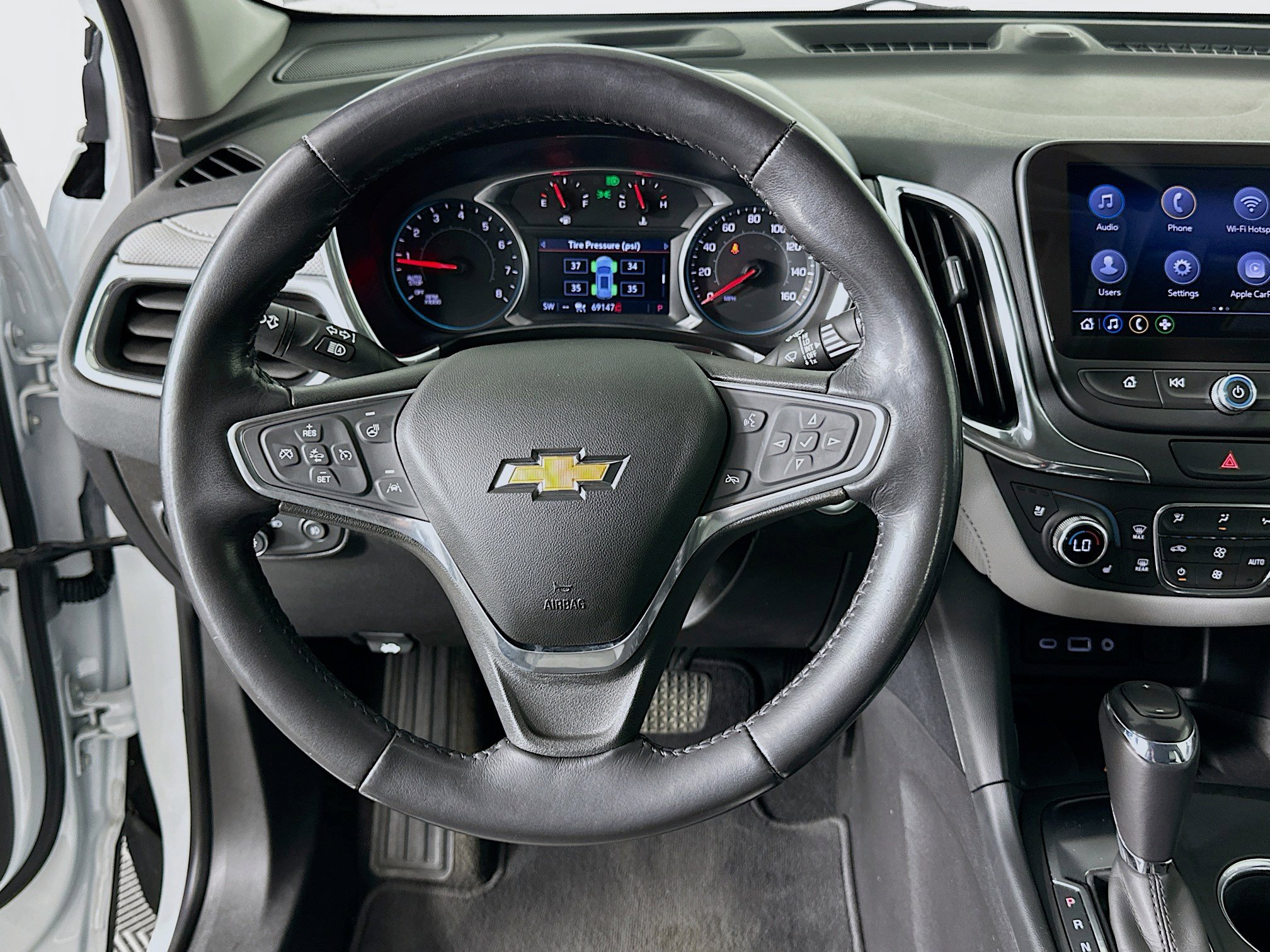 Used 2019 Chevrolet Equinox Premier image 18