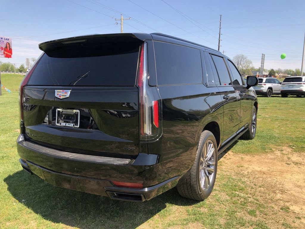 Used 2023 Cadillac Escalade ESV Sport Platinum AWD/4WD image 13