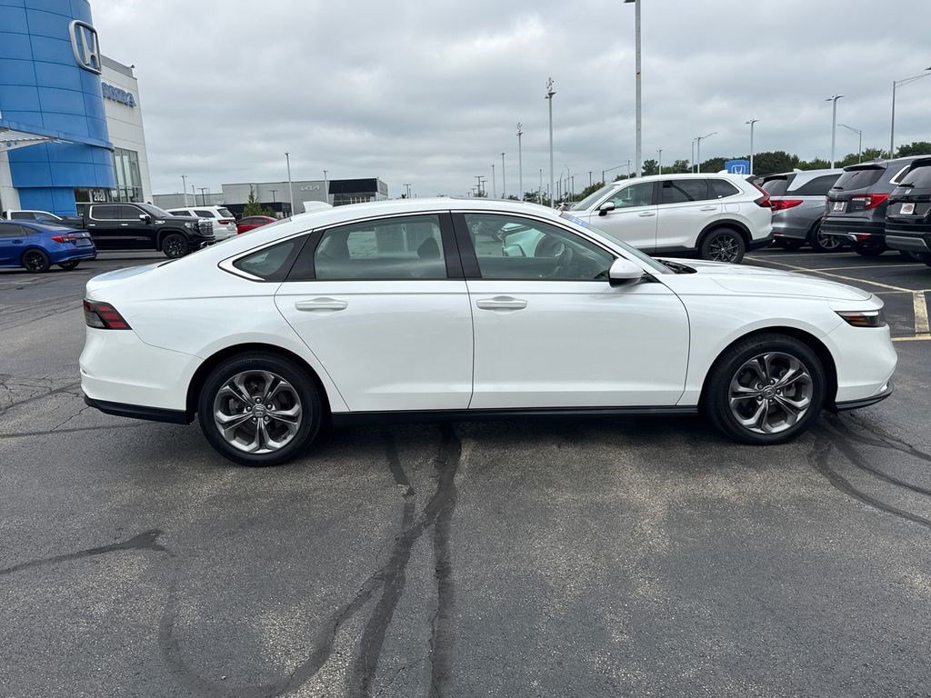 Used 2024 Honda Accord EX image 12