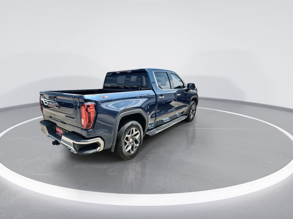 Certified 2022 GMC Sierra 1500 SLT AWD/4WD image 8