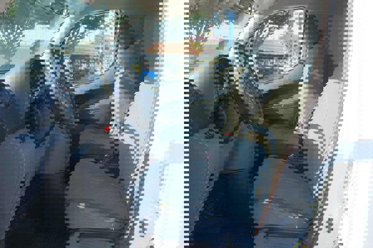 Used 2021 Nissan NV200 SV w/ Back Door Glass Package image 13