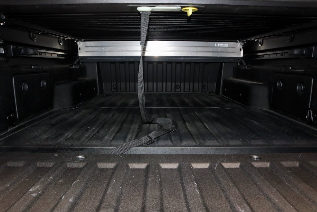 Used 2024 Hyundai Santa Cruz Limited image 17