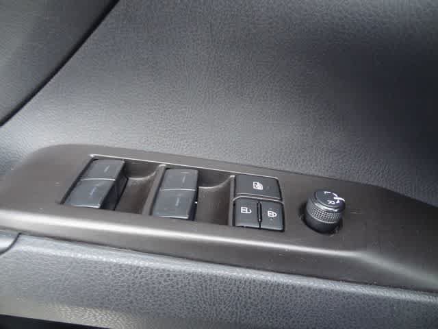 Certified 2024 Toyota Camry SE FWD image 10