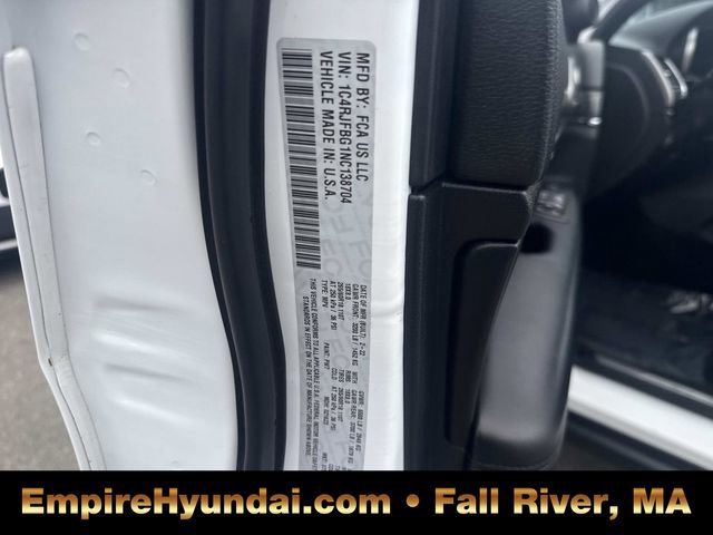 Used 2022 Jeep Grand Cherokee Limited image 22