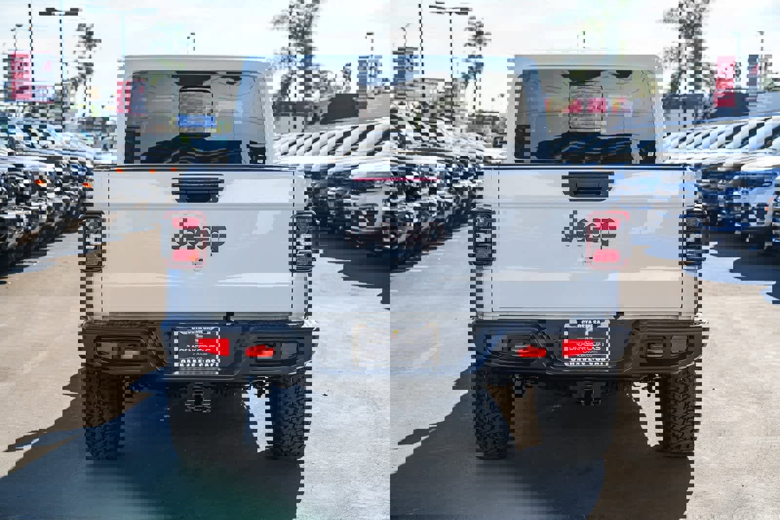 New 2026 Jeep Gladiator Mojave image 5