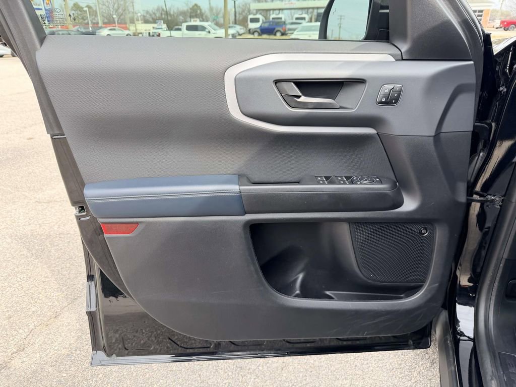 Used 2023 Ford Bronco Sport Outer Banks w/ Tech Package image 17