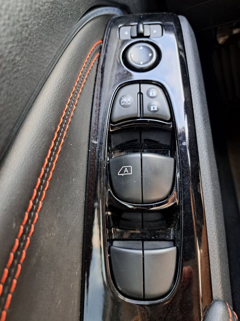 Used 2023 Nissan Altima 2.5 SR image 16