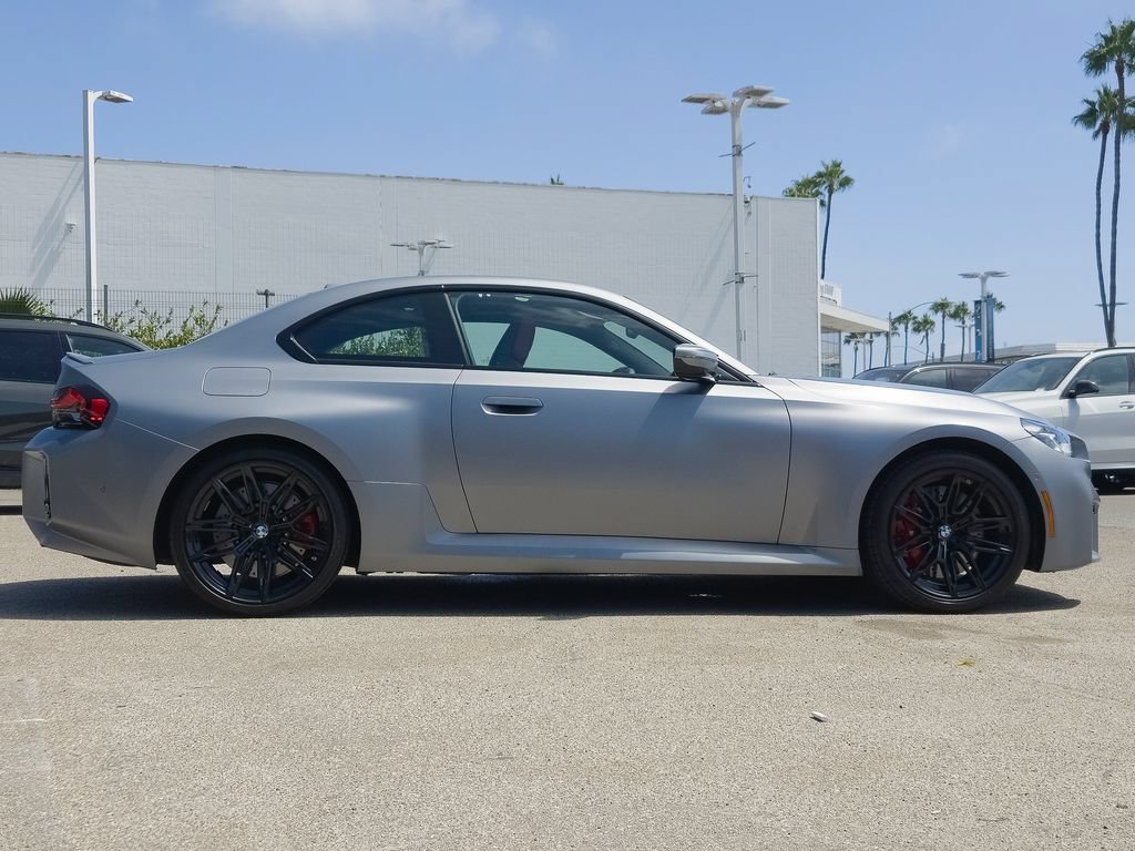 Used 2025 BMW M2 w/ Lighting Package RWD image 4