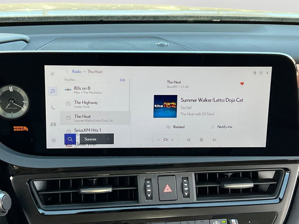 New 2025 Lexus ES 350 w/ Premium Package image 17