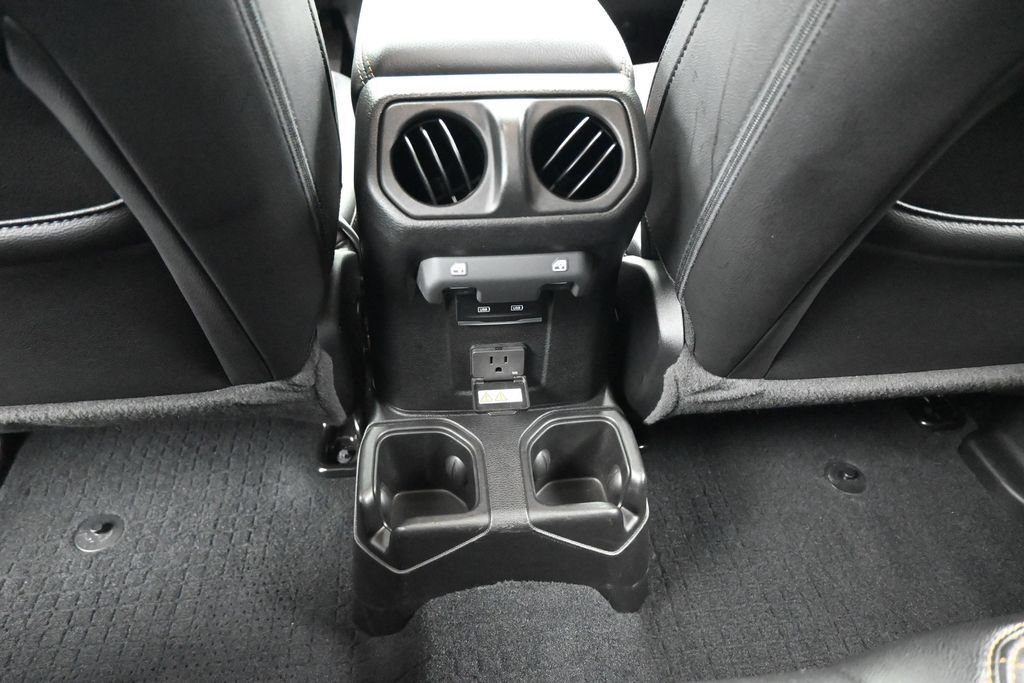 Used 2023 Jeep Gladiator Overland AWD/4WD image 35