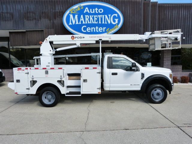 Used 2019 Ford F550 2WD Regular Cab Super Duty image 4
