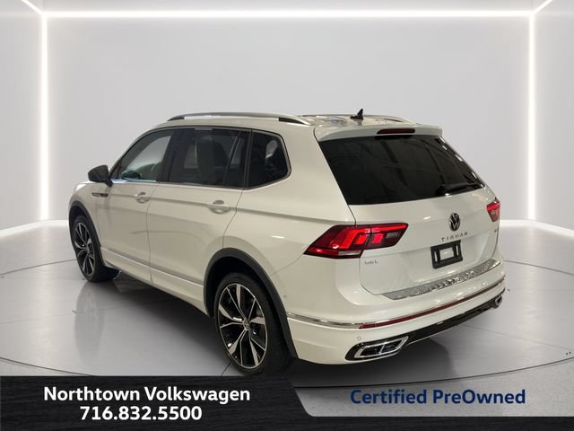 Used 2024 Volkswagen Tiguan SEL R-Line AWD/4WD image 3