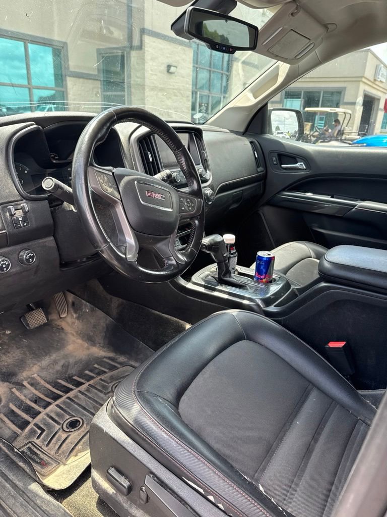 Used 2017 GMC Canyon SLE w/ All Terrain Package AWD/4WD image 11