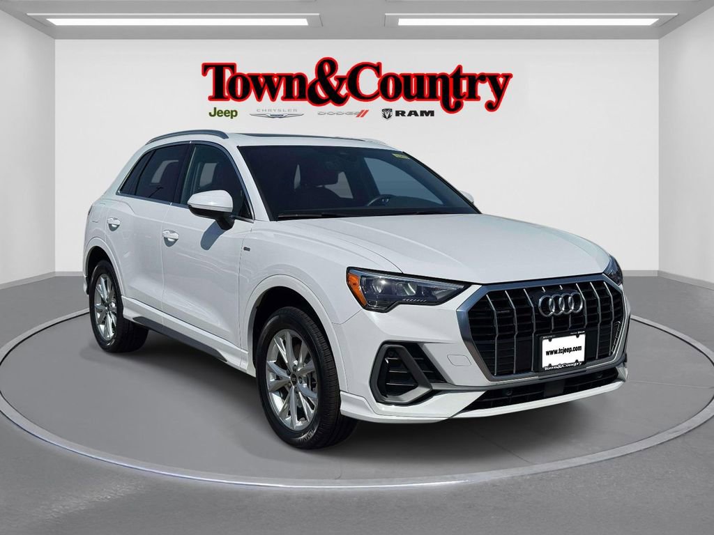 Used 2022 Audi Q3 2.0T Premium AWD/4WD image 1