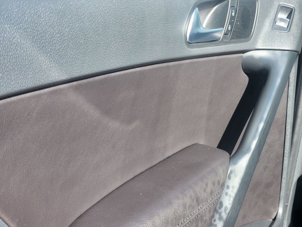 Used 2016 Volkswagen Tiguan S image 13