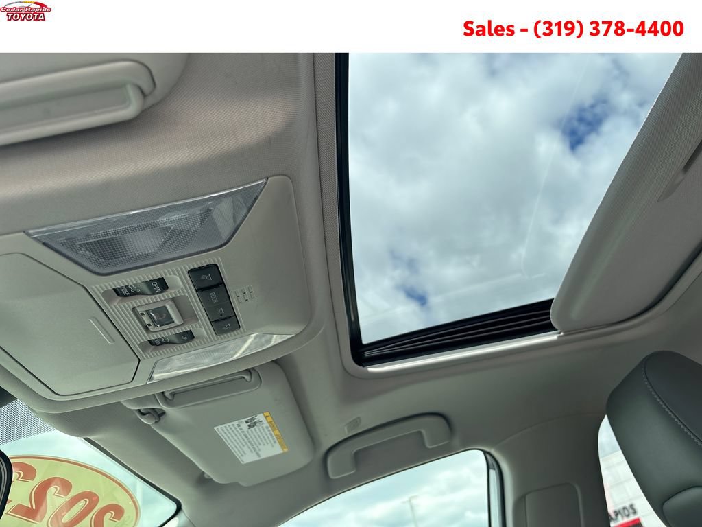 Certified 2023 Toyota RAV4 XLE Premium AWD/4WD image 19