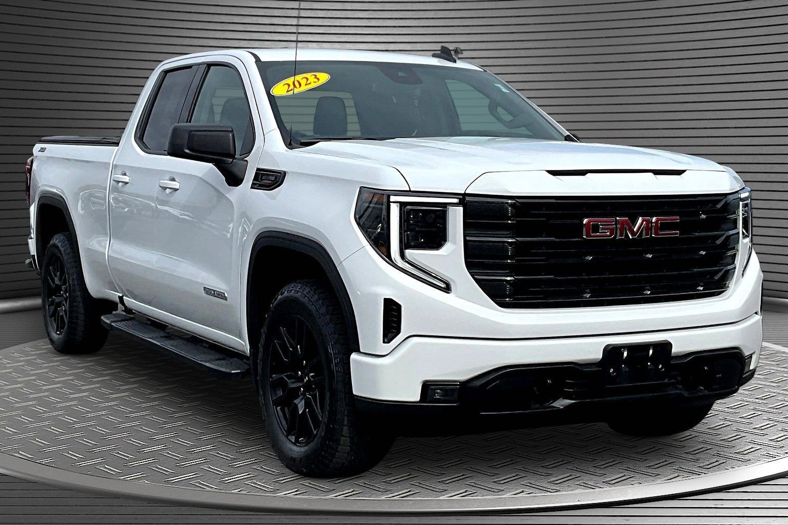Used 2023 GMC Sierra 1500 Elevation