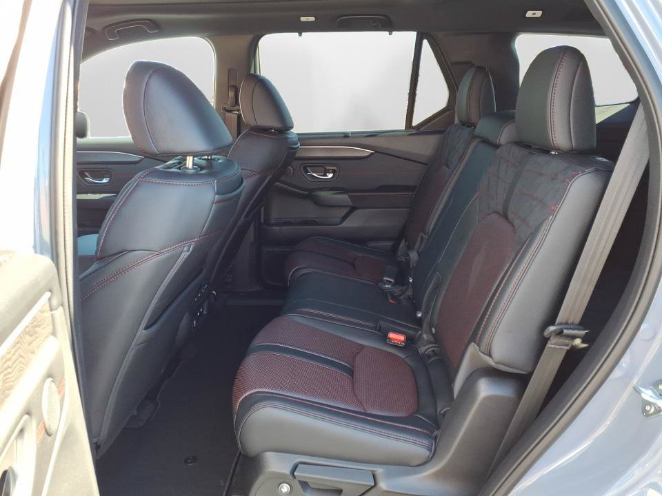 New 2026 Honda Pilot Black Edition image 11