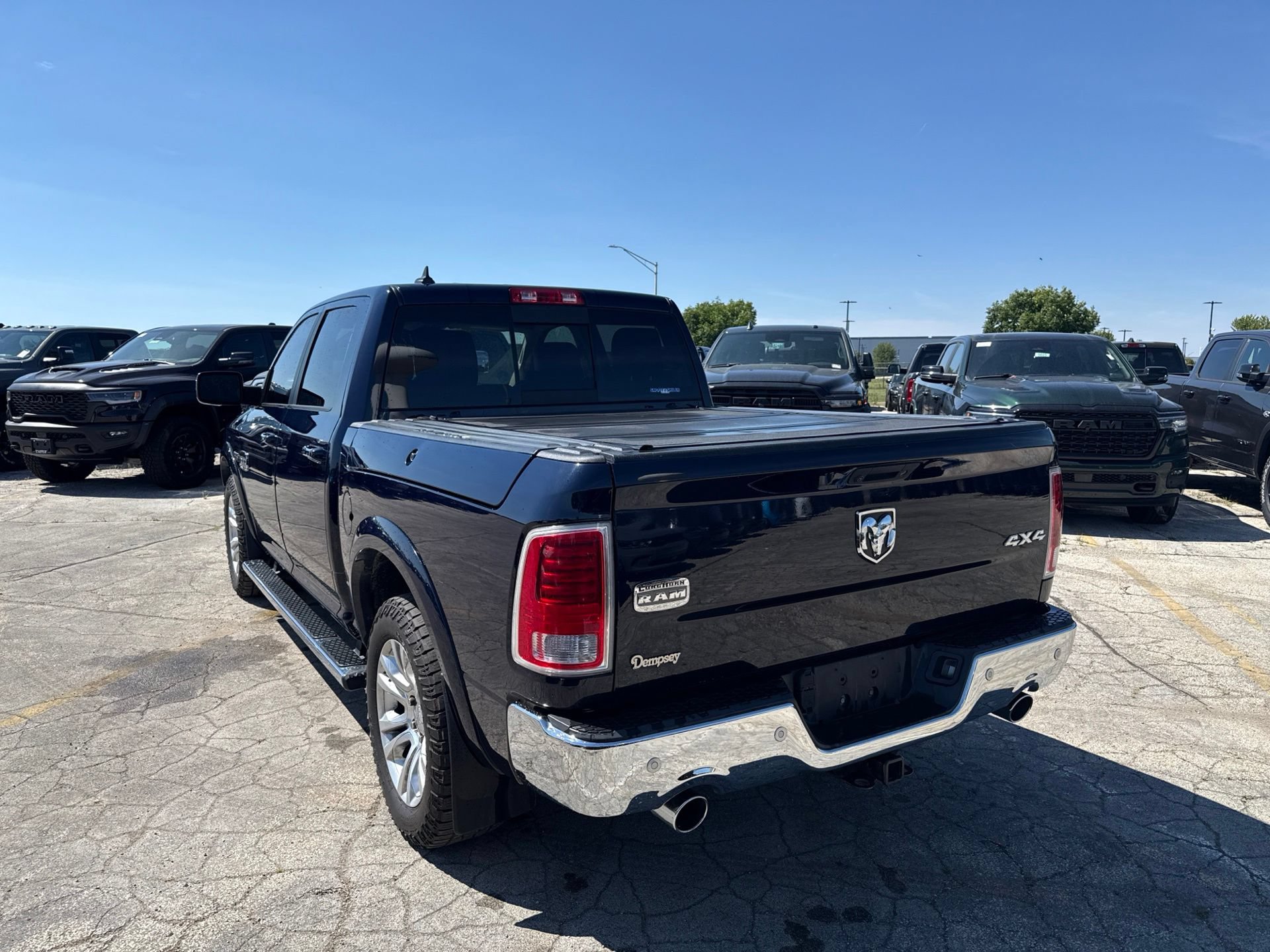 Used 2016 RAM 1500 Laramie Longhorn w/ Convenience Group AWD/4WD image 8