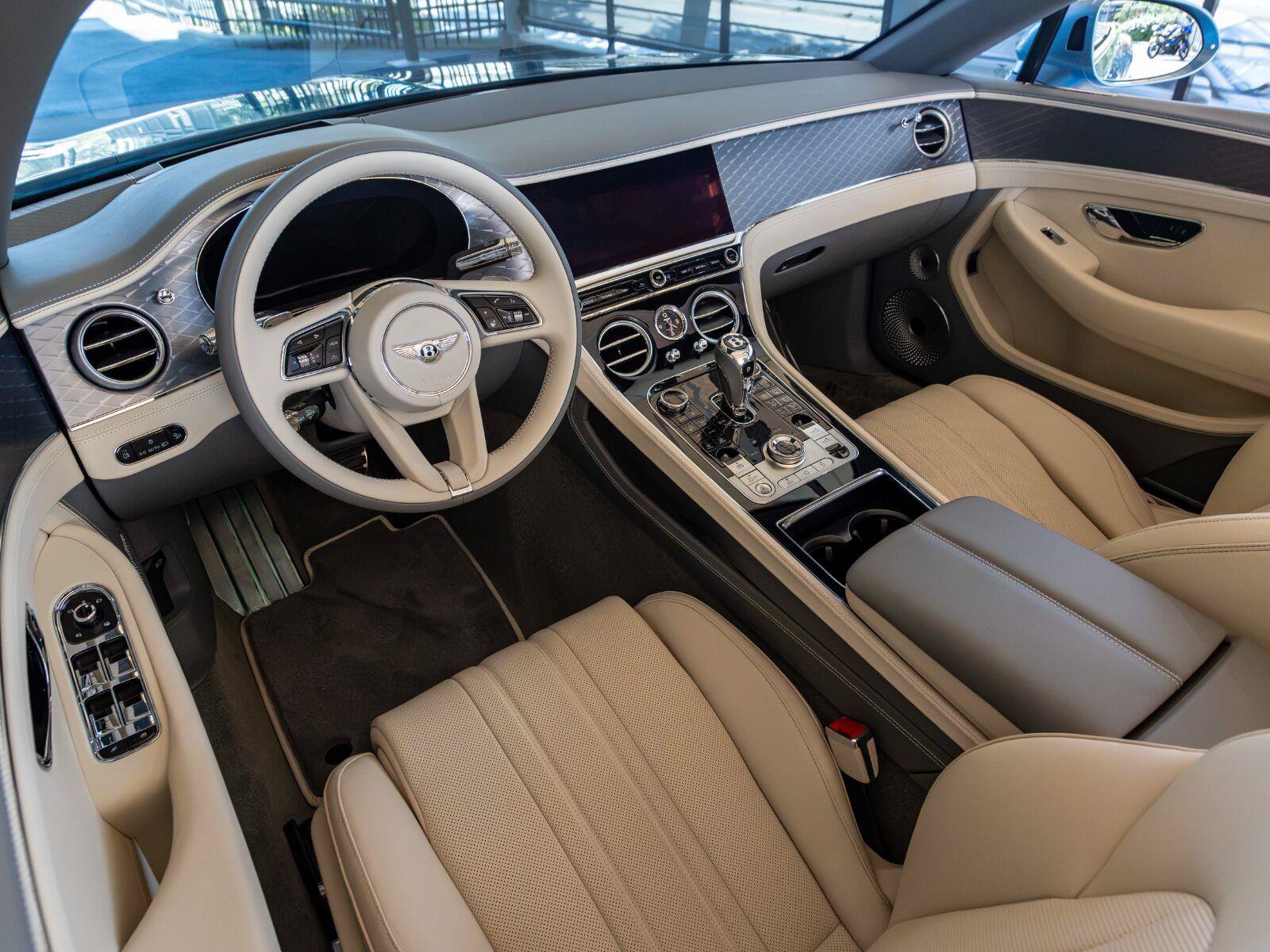 New 2026 Bentley Continental GT Azure AWD/4WD image 9