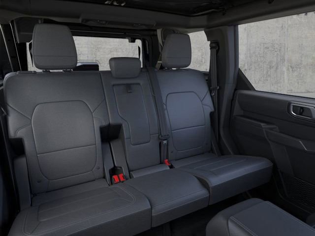 New 2025 Ford Bronco Outer Banks w/ Sasquatch Package image 11