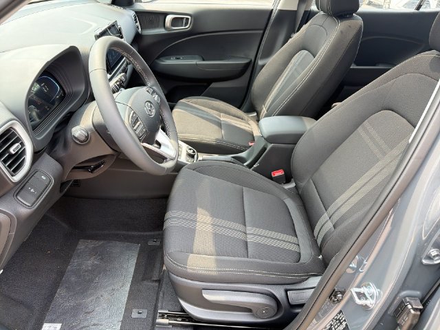 New 2026 Hyundai Venue SEL FWD image 22
