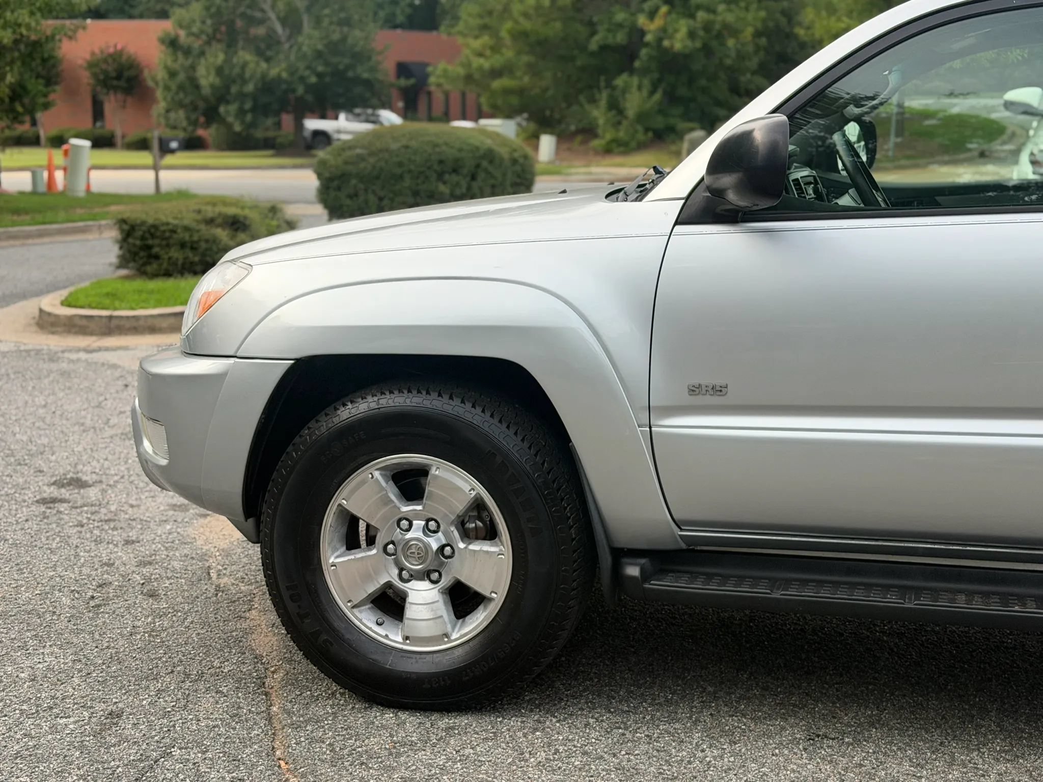 Used 2004 Toyota 4Runner Sport RWD image 10