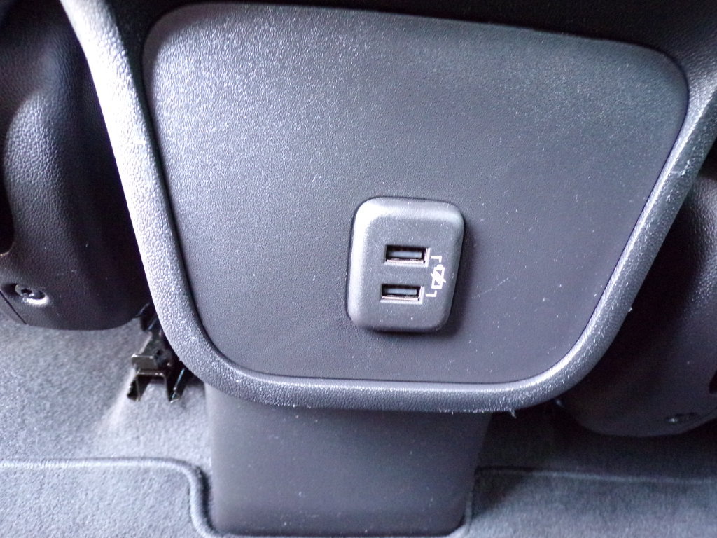 Used 2021 Chevrolet Equinox LT AWD/4WD image 14