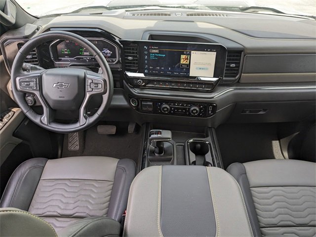 Used 2024 Chevrolet Silverado 1500 ZR2 image 16
