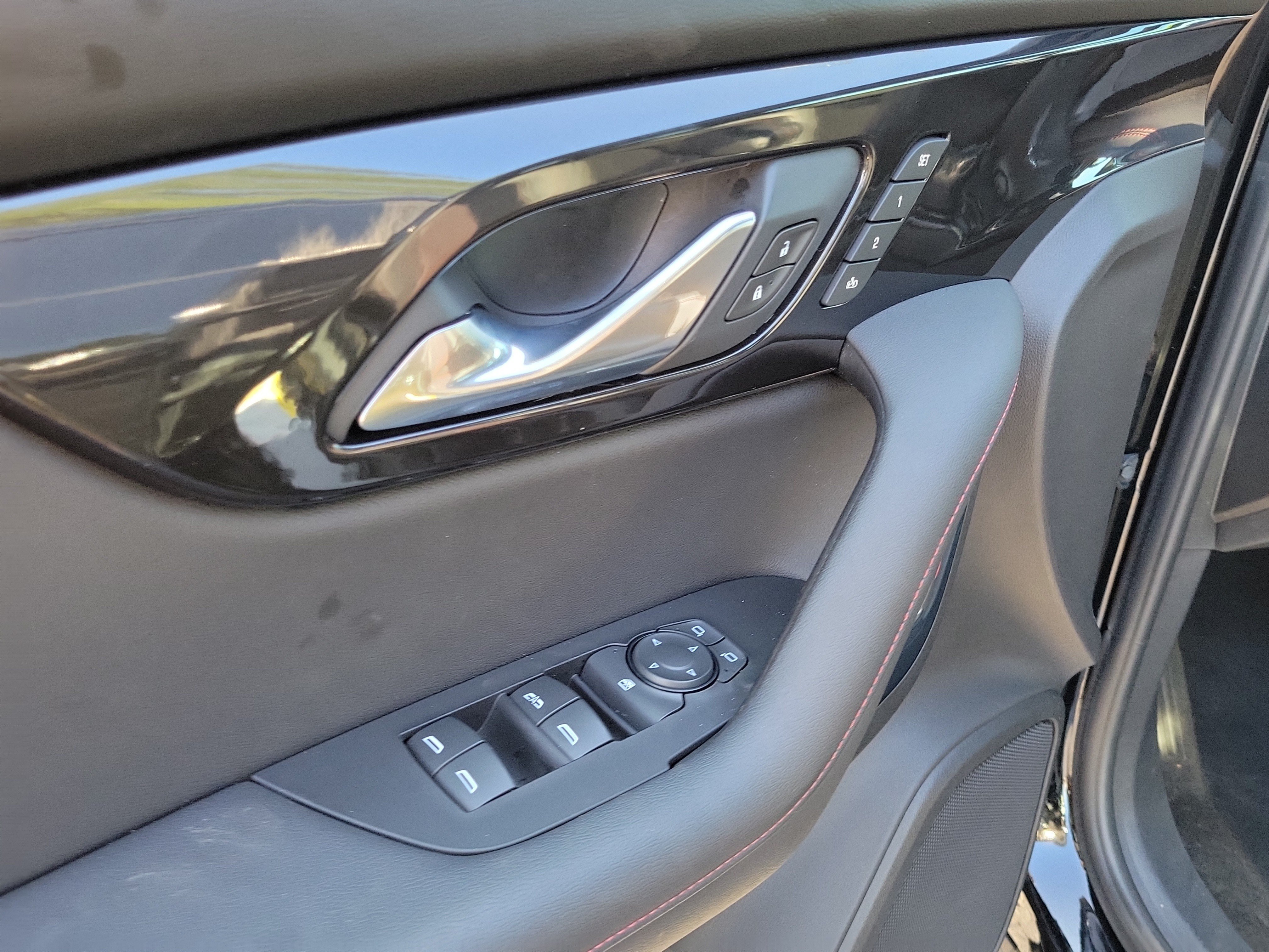 Used 2019 Chevrolet Blazer RS FWD image 18