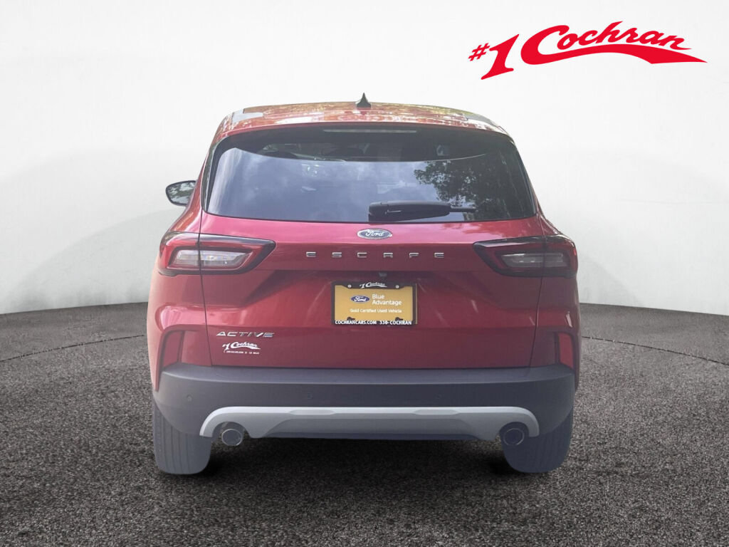 Used 2023 Ford Escape Active w/ Tech Pack #2 FWD image 9
