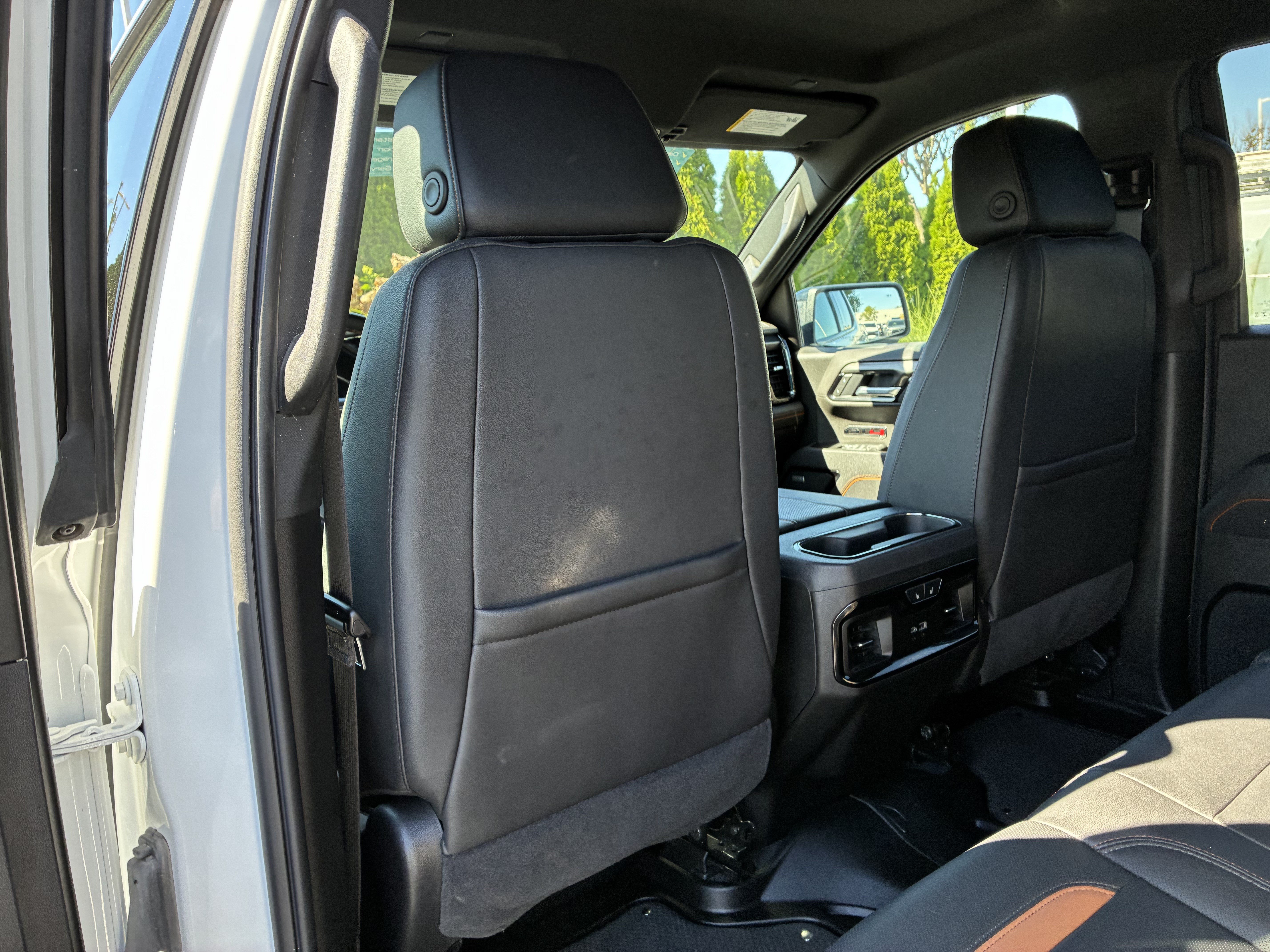 Used 2025 GMC Sierra 1500 AT4 AWD/4WD image 16
