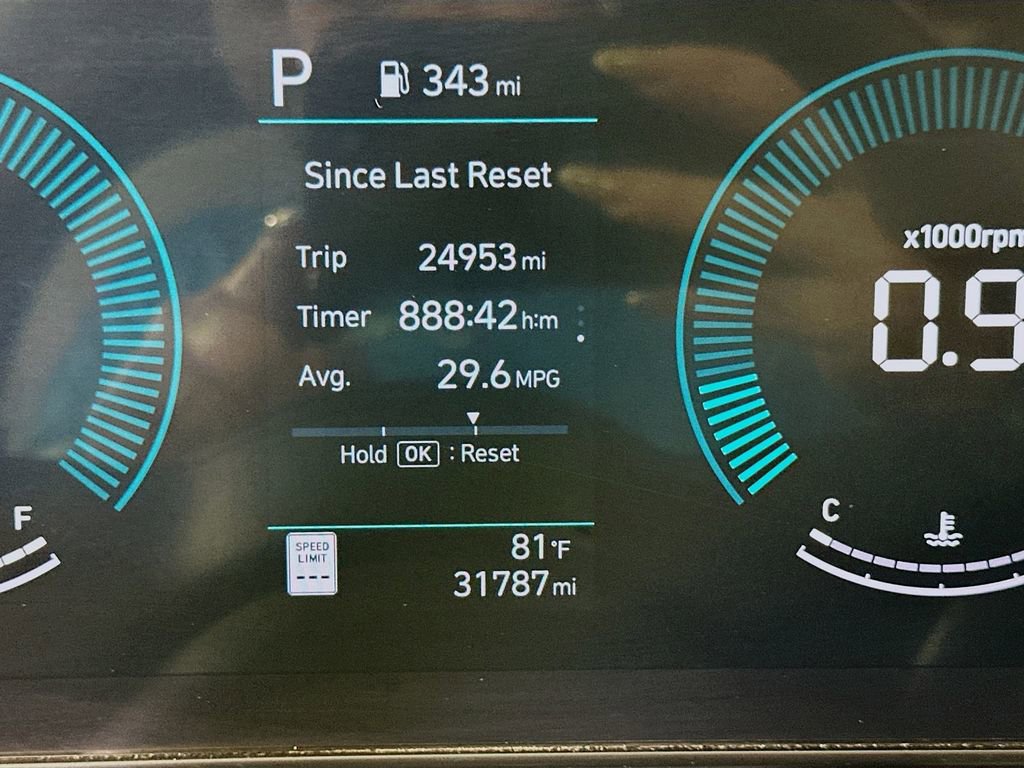 Certified 2025 Hyundai Kona SEL image 12