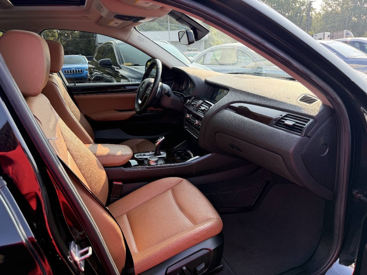 Used 2017 BMW X4 xDrive28i AWD/4WD image 12