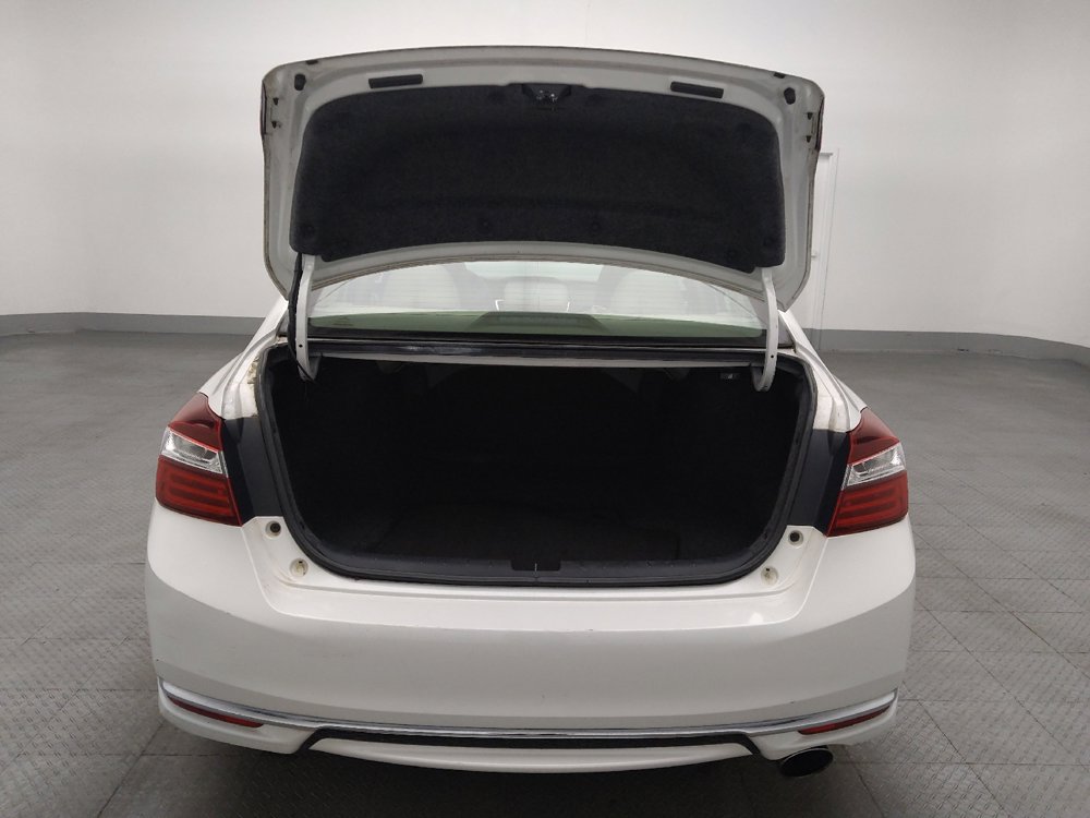 Used 2016 Honda Accord LX image 29