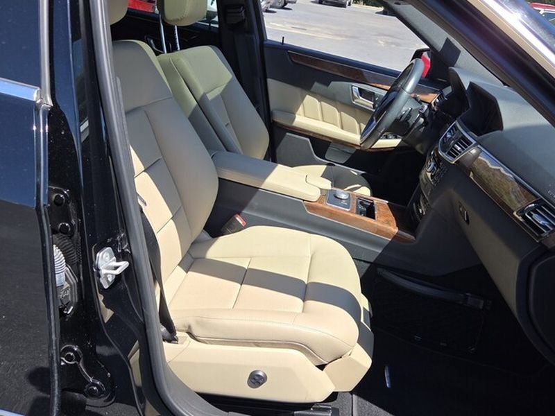 Used 2012 Mercedes-Benz E 350 Sedan image 17