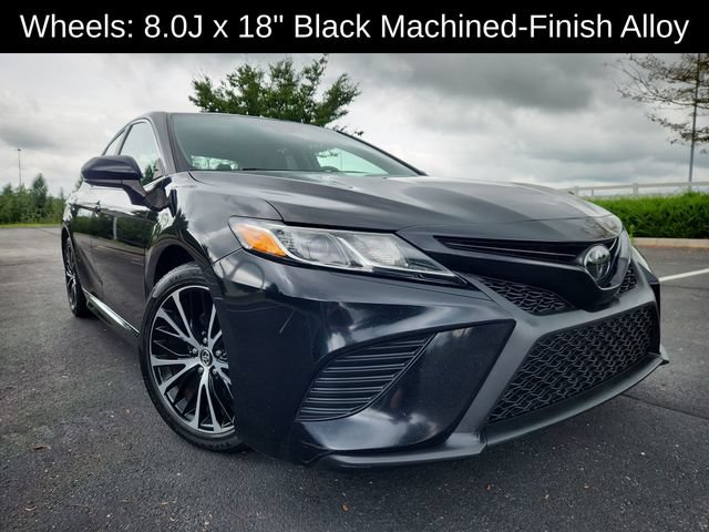 Used 2019 Toyota Camry SE w/ Carpet Mat Package FWD image 13