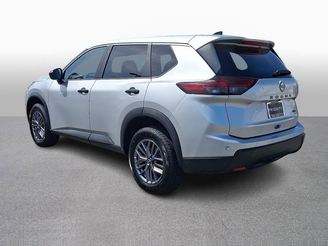 Used 2024 Nissan Rogue S image 6