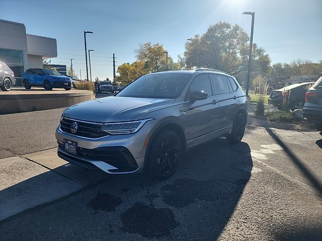 Certified 2023 Volkswagen Tiguan SE R-Line