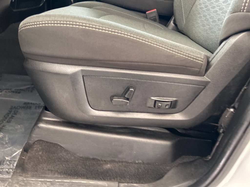 Used 2025 RAM 2500 Big Horn AWD/4WD image 50
