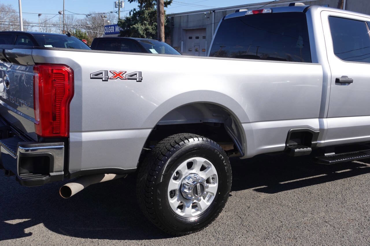 Used 2024 Ford F250 XLT image 9