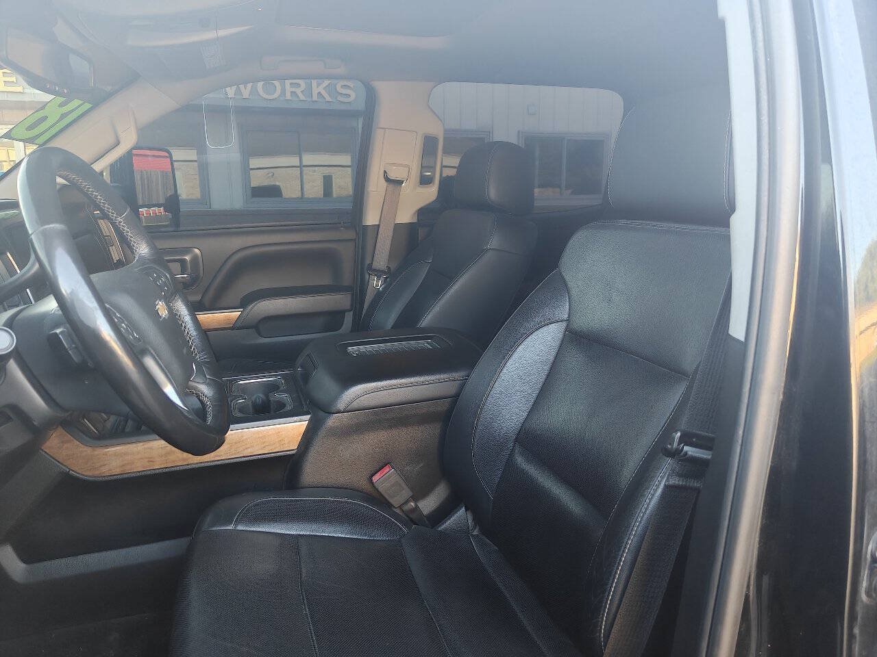 Used 2018 Chevrolet Silverado 2500 LTZ w/ Duramax Plus Package AWD/4WD image 10