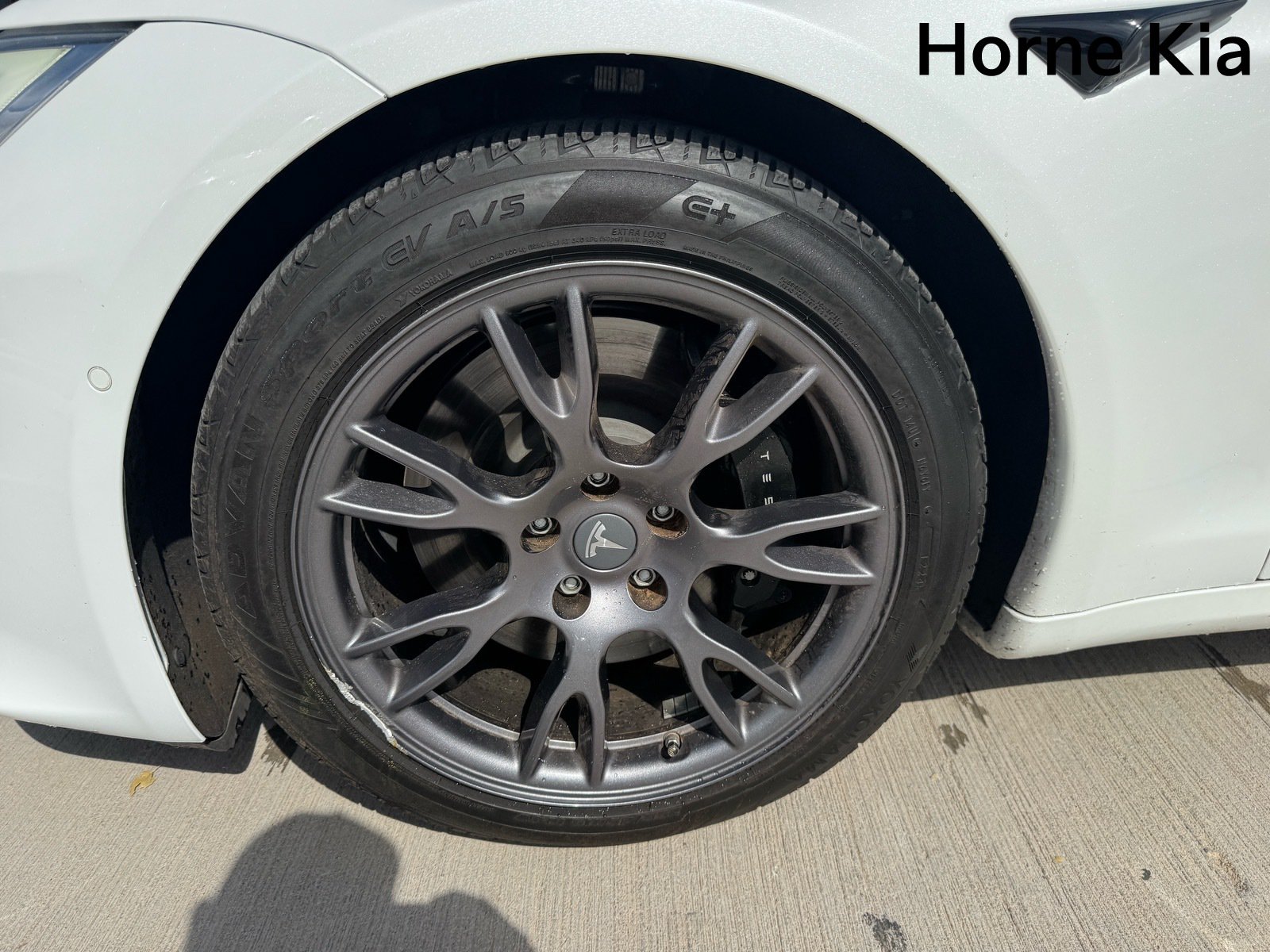 Used 2022 Tesla Model S AWD/4WD image 8