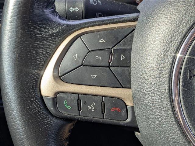 Used 2017 Jeep Renegade Latitude w/ Popular Equipment Group image 4