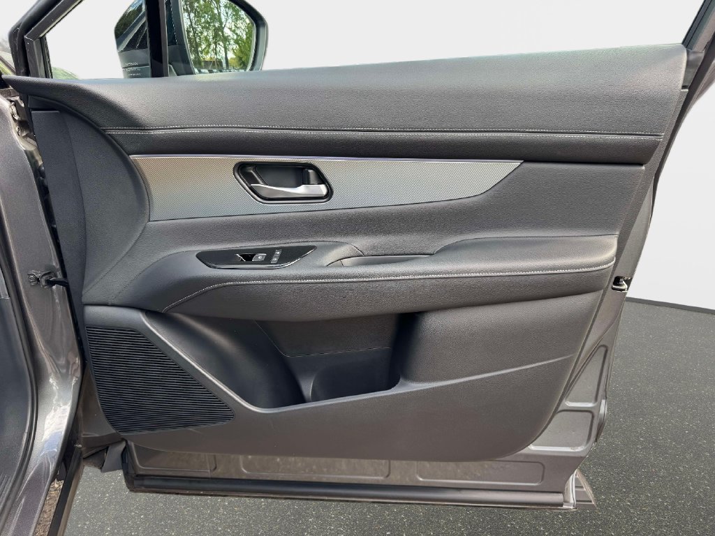 Used 2025 Nissan Murano SL AWD/4WD image 8